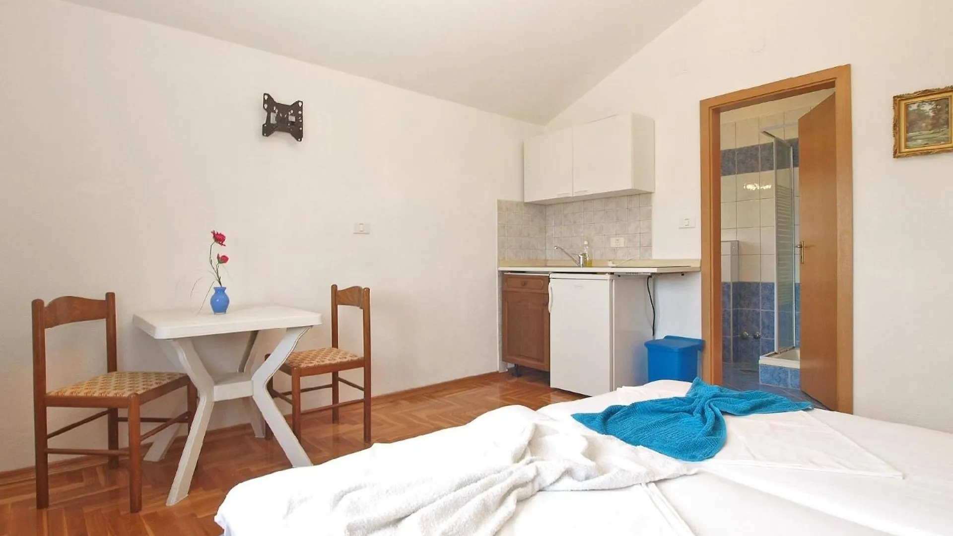 Apartment Ferienwohnung Fuer 2 Personen Ca 24 Qm In Fazana, Istrien Istrische Riviera